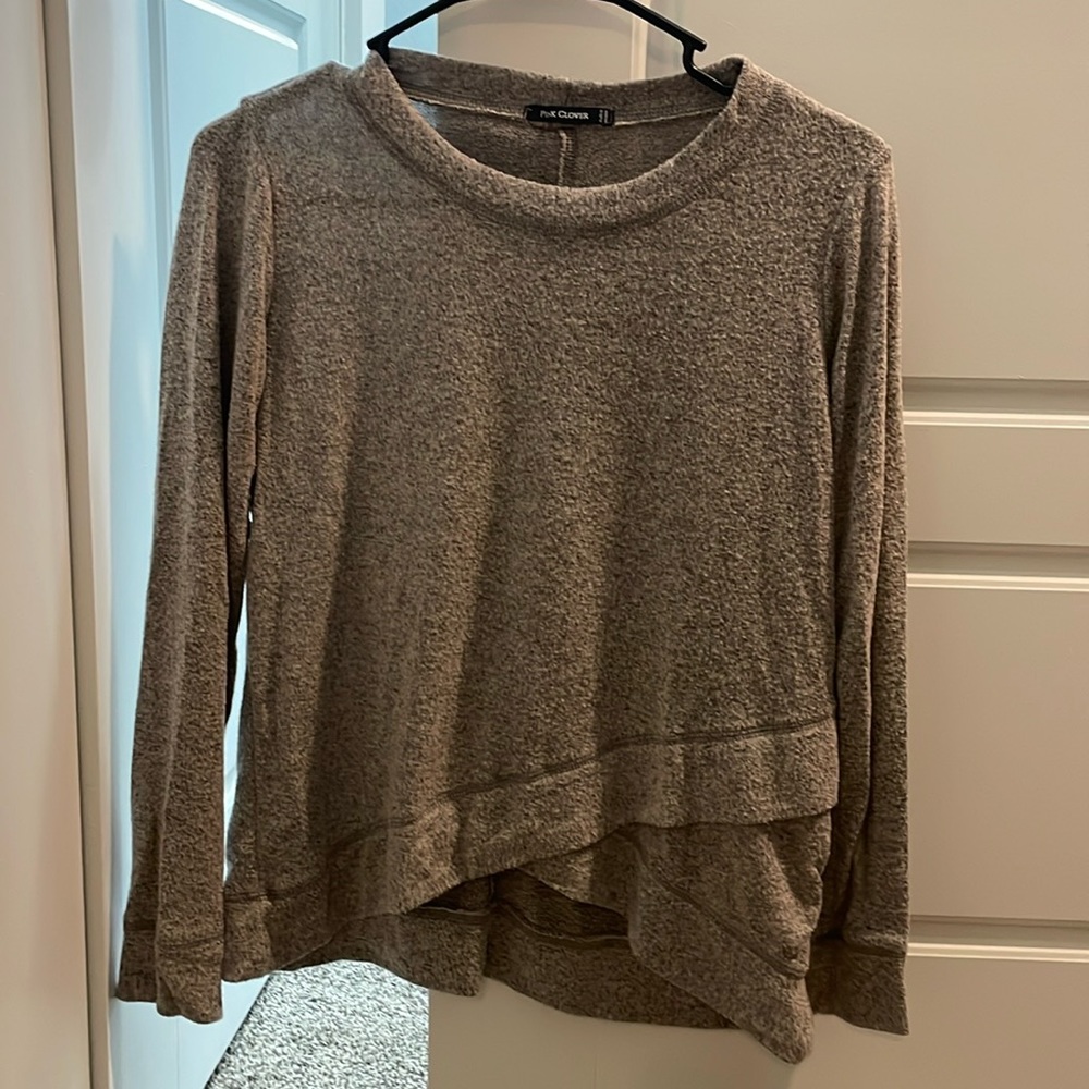 Women’s shirt